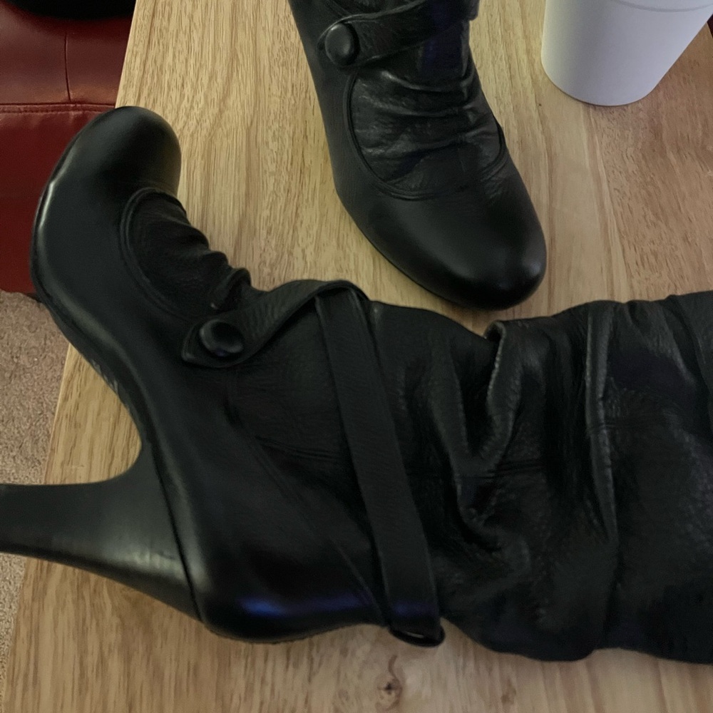 Bakers Black Leather Heeled Boots
